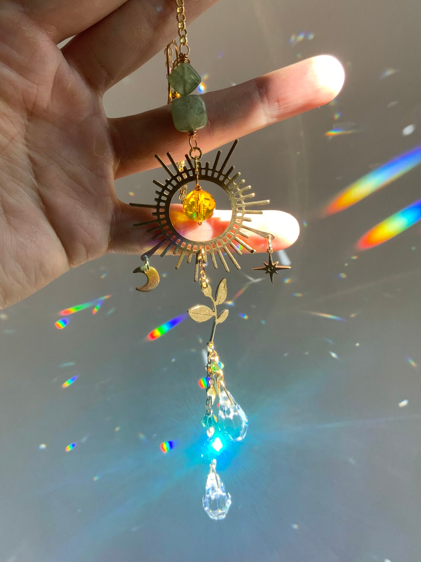 Sun with Green Kyanite Crystal Rear View Mirror Car Charm, auto decoration accessories